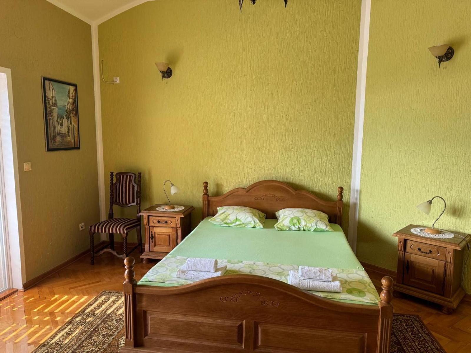 Lorena Rooms Risan Eksteriør billede