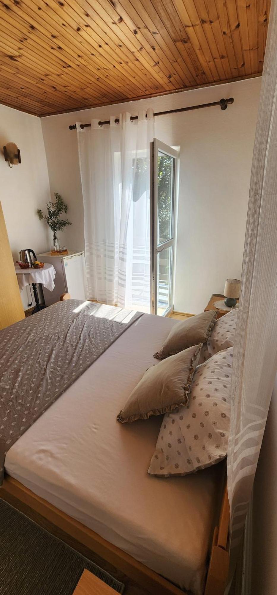 Lorena Rooms Risan Eksteriør billede